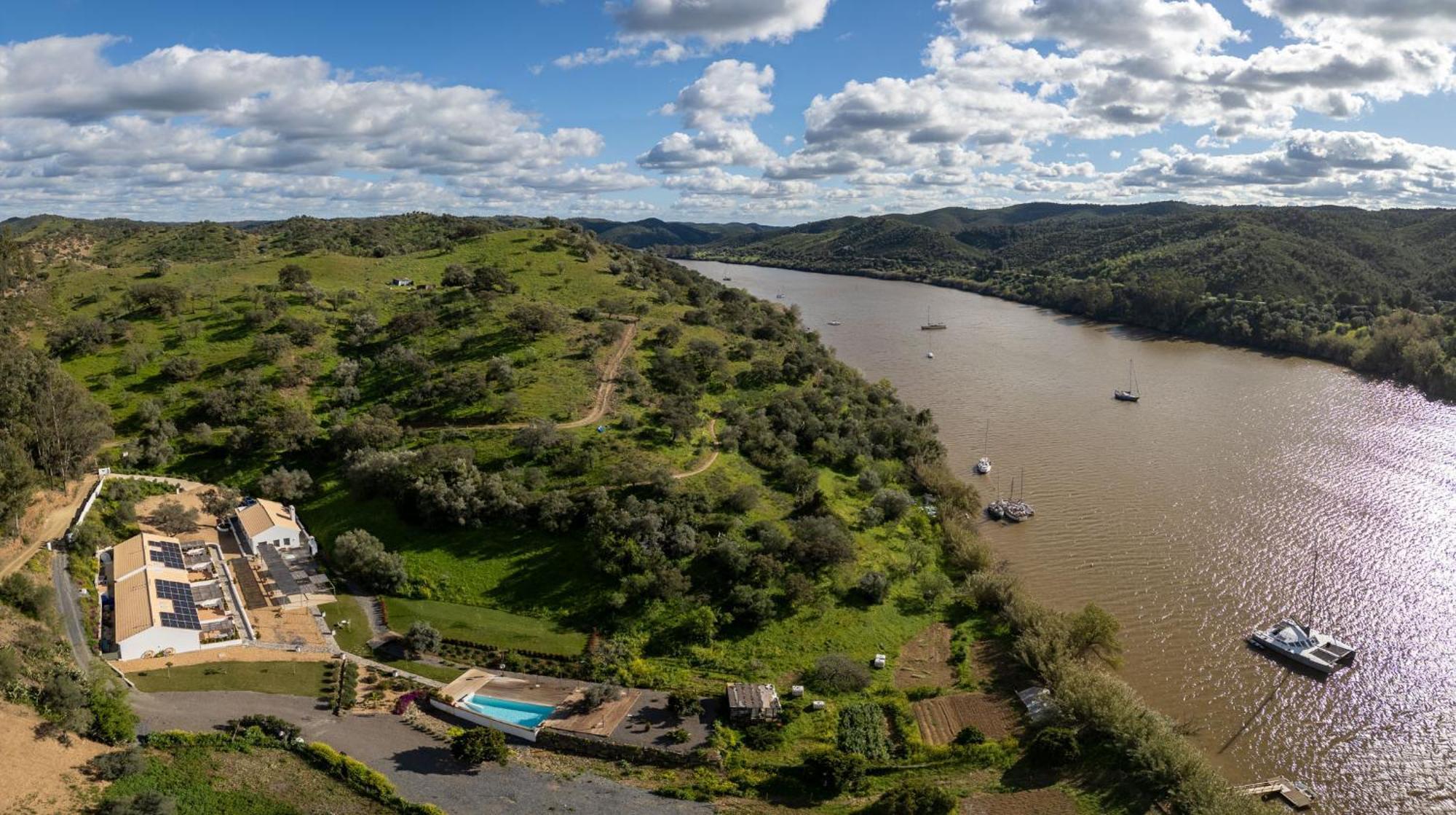 Apartamentos, Finca Contrabando Sanlucar Del Guadiana, Huelva Sanlúcar de Guadiana Exteriör bild
